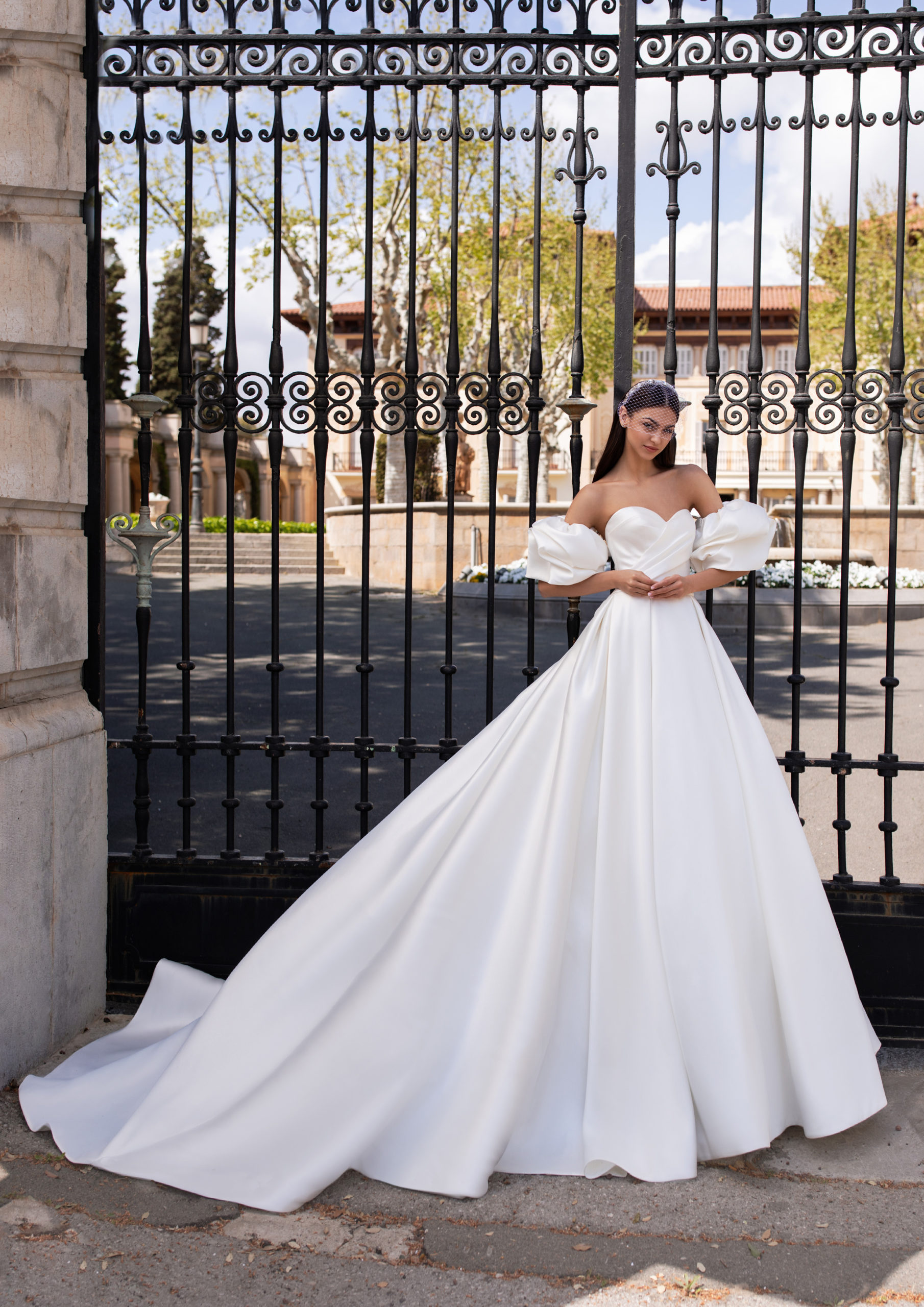 <値下げ>【お直しなし/9号】ウェディングドレス／PRONOVIAS EPICO 値下げ>【お直しなし/9号】ウェディングドレス／PRONOVIAS EPICO