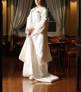 白無垢】しだれ桜二御所車｜着物 | ユニス(Unis.)